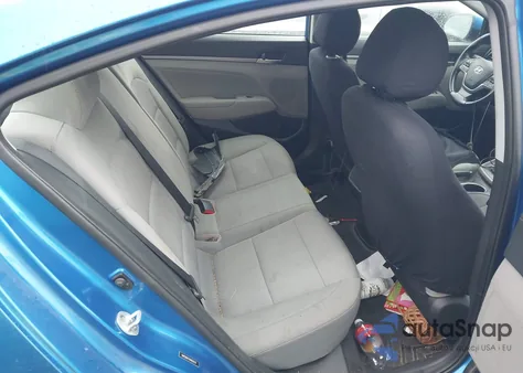 2017 Hyundai Elantra Se z USA, uszkodzony, nr VIN 5NPD84LFXHH026119